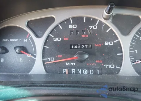 1999 Ford Taurus Se/Se-Ne z USA, uszkodzony, nr VIN 1FAFP53U6XA114810